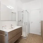 Enzina Guest house