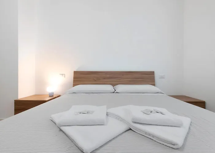 ゲストハウス Enzina 3*